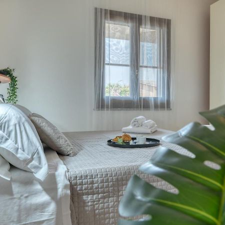 Izzhome Escape 2 Villa San Pietro Eksteriør billede